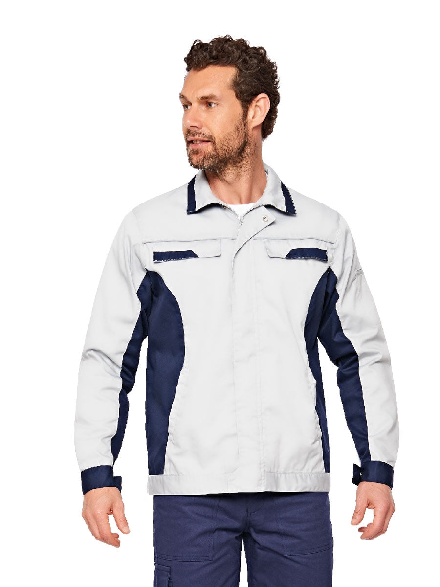 Zweifarbige Bundjacke Hellgrau/Marineblau mit Umlegekragen und Taschen, Modell getragen