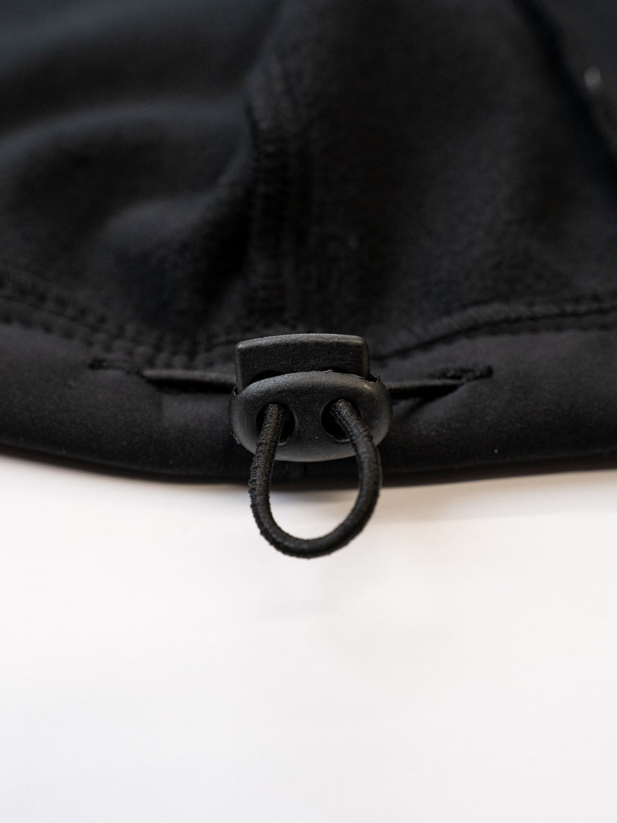Softshell-Jacke mit Kordelzug und Ösenverschluss am Saum