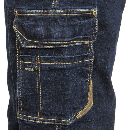 Jeanshose: Fronttaschen mit gelber Ziernaht und Münztasche mit Knopf