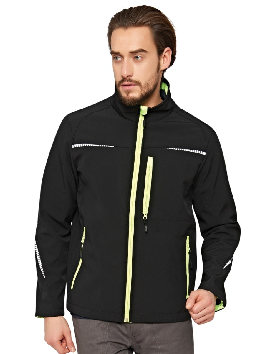 Schwarze Softshell-Sportjacke am Modell, Neon-Gelb-Reißverschluss, Stehkragen
