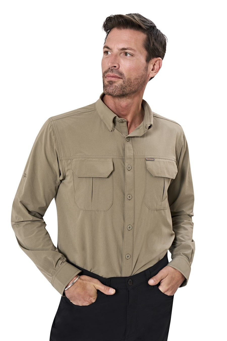 Beigefarbenes Outdoor-Hemd mit Knopfleiste und zwei Brusttaschen