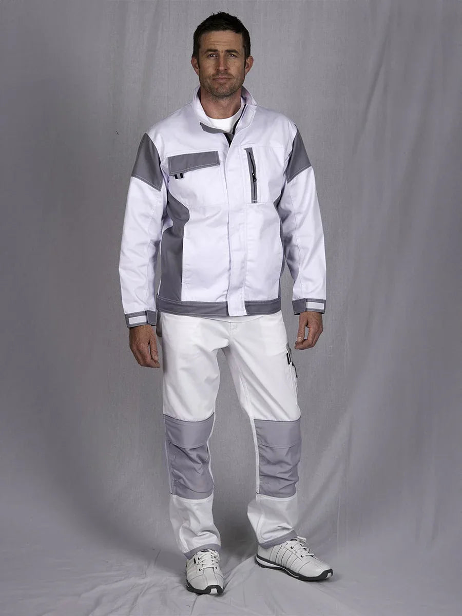 Malerjacke Portwest KS55 am Modell, weiß mit grauen Kontrasteinsätzen und Stehkragen