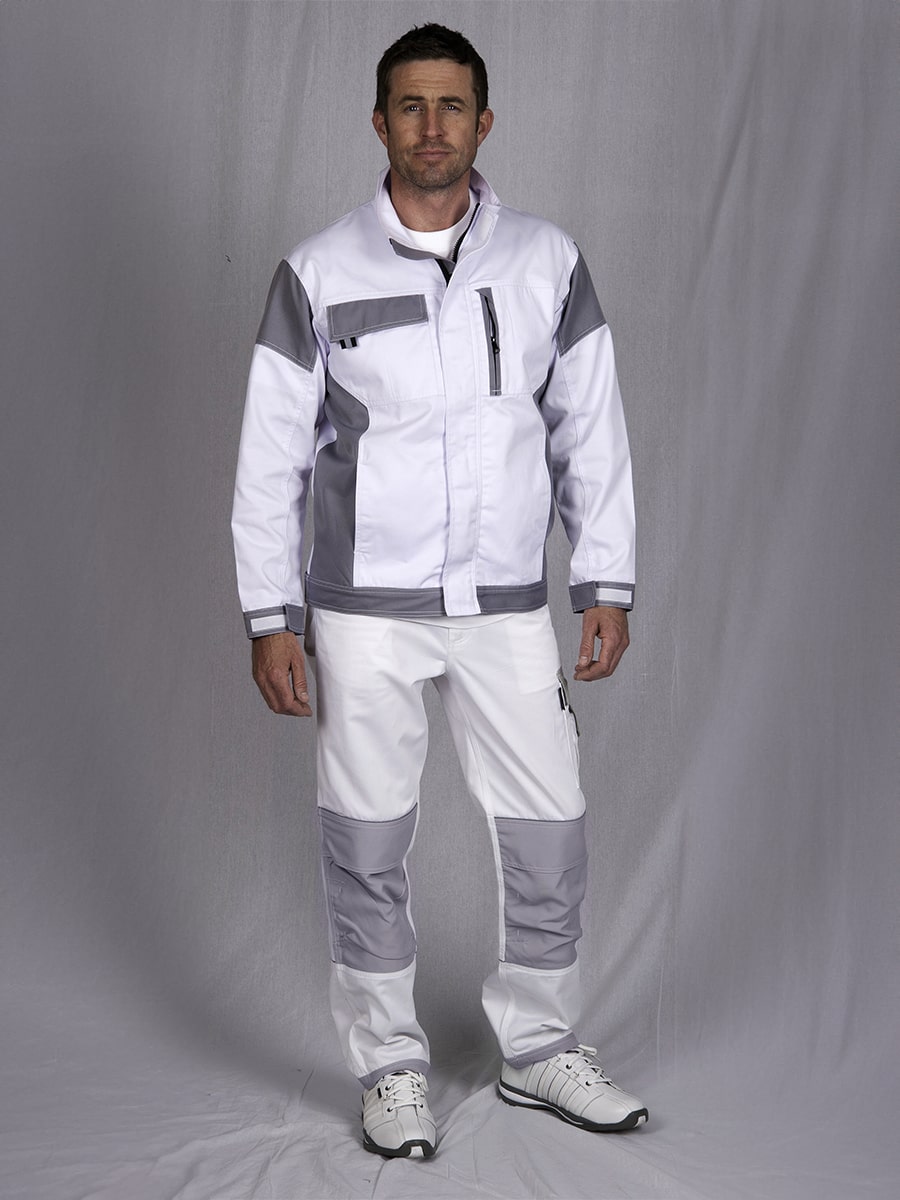 Malerjacke weiß mit grauen Ärmelsäumen, durchgehender Reißverschluss, seitliche Taschen.