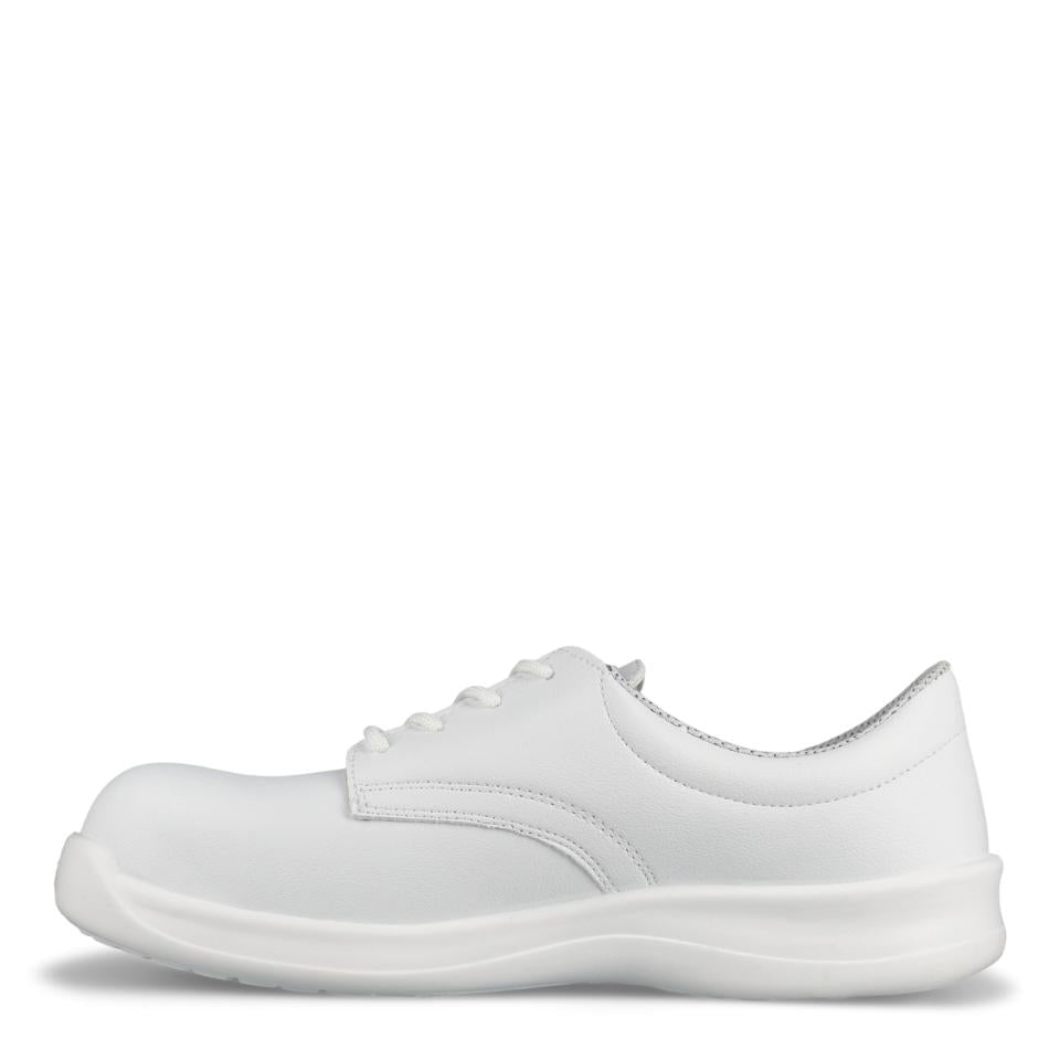 Weiße Sneaker, seitliche Ansicht, Schnürverschluss, dezente Ziernähte