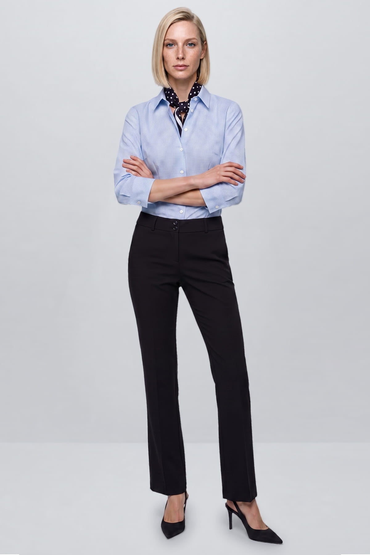 Schwarze Damen-Lycra-Hose, schmaler Schnitt, Knöchellänge, Knopfverschluss